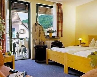 Landgasthof Ochsen - Seelbach - Bedroom