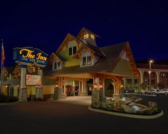 The Inn on the River - Pigeon Forge - Building