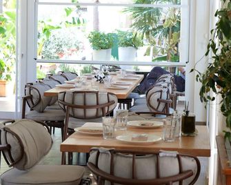 Sarajet E Pashait - Dhërmi - Restaurante