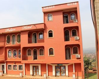 귄스 팰리스 - 바푸삼 - 건물