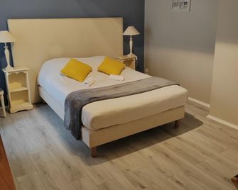 Hôtel Au Grand Duquesne - Dieppe - Habitación