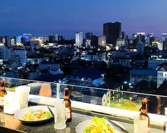 Siha Treasure Hotel - Krong Preah Sihanouk - Balkon