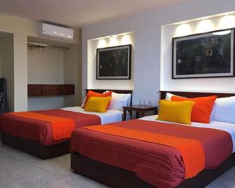 Hotel Santa Lucia del Bosque - San Luis Potosí - Phòng ngủ