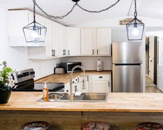 Fisherman's Countryside Escape - Scottsboro - Cocina