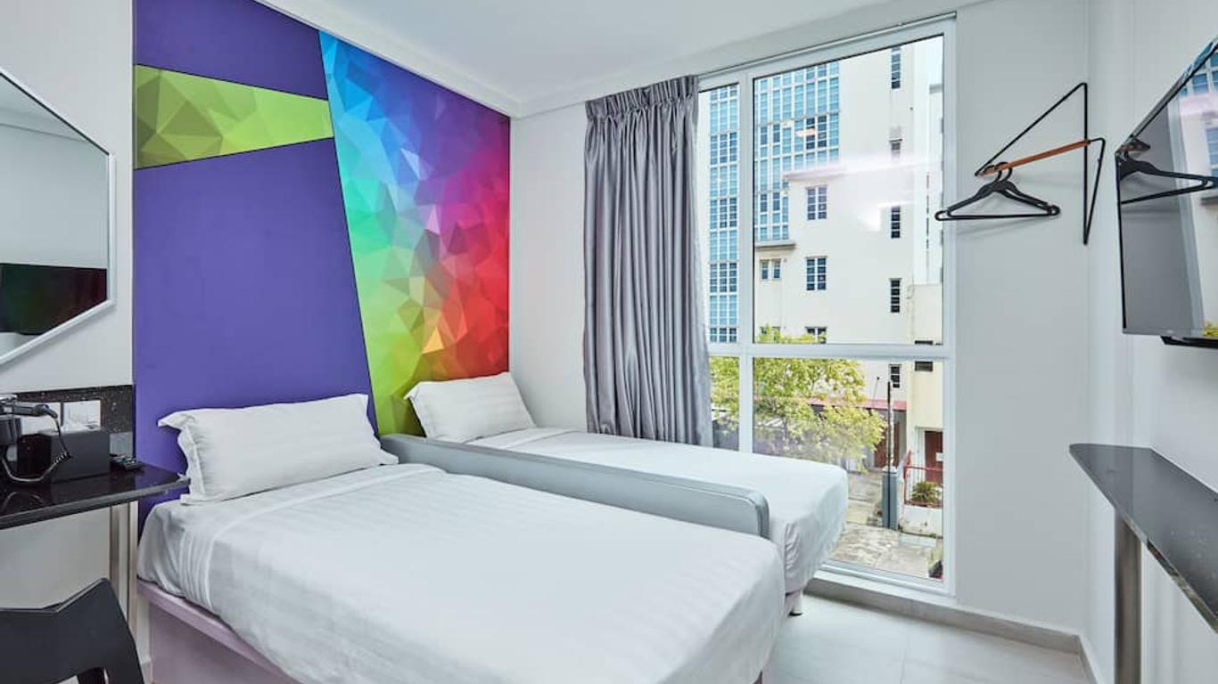 ibis Budget Singapore Ametrine