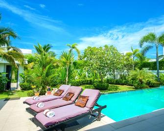 Villas In Pattaya - Jomtien - Piscina