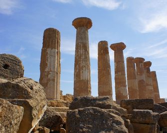 B&B AlbaChiara - אגריג'נטו - בניין