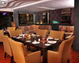 فندق غراند سيريلا سيتيابودي باندونغ - باندونغ - مطعم