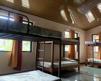 Arenal Family House - La Fortuna - Schlafzimmer