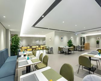 Home Inn Style Suzhou Guanqian Street - סוג'ואו - מסעדה