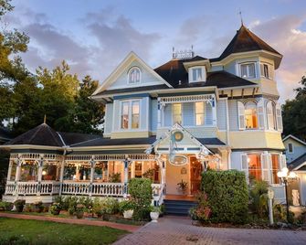 Sweetwater Branch Inn - Gainesville - Edificio