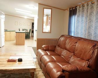 Altmar Rental on Salmon River and C5A Snowmobile Trails - Altmar - Sala de estar