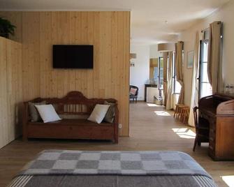 A L'ecole Buissonniere - Honfleur - Living room