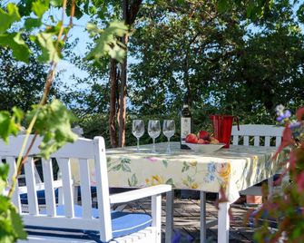Lovely Apartment In Frontino - Frontino - Terasa