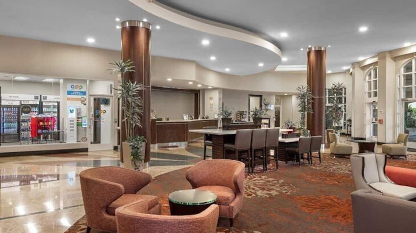 Desert Palms Hotel & Suites