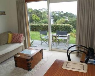 Private B & B with breathtaking views - Leigh - Living room