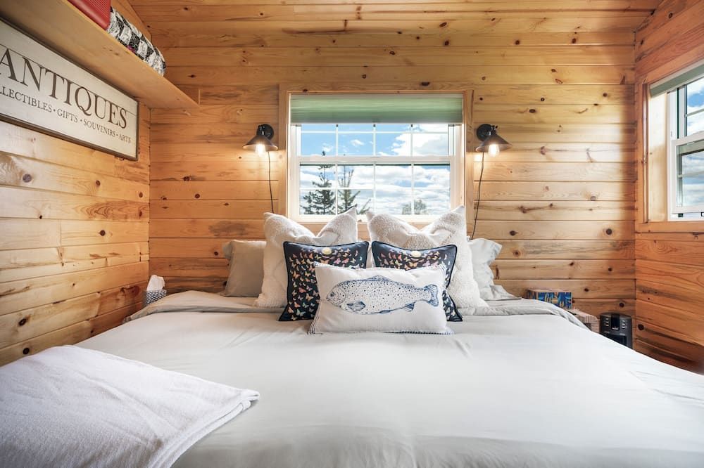 Montana cozy cabin with million views of Flathead Valley, 30 miles to Glacier - Bigfork - Habitación
