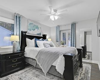Upscale Homebest Deck/Patio In Kcdreamlux Bedsgated Driveway - Overland Park - Bedroom
