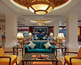 Ramada Plaza By Wyndham Jhv Varanasi - ורנאסי - טרקלין