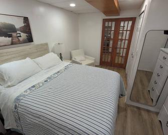 Charming 1-bedroom apartment in peaceful Dayton with WiFi, AC. - Dayton - Slaapkamer