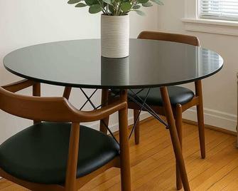 1BR Apartment in Chicago - Chicago - Comedor