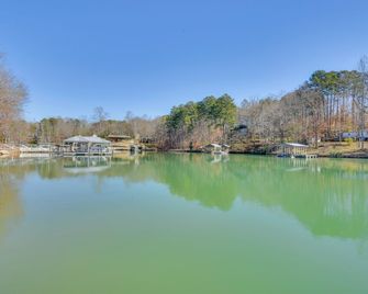 Deck, Grill And Dock Access Lake Keowee - Seneca