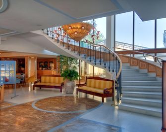 Grand Hotel Flora - Sorrento - Lobby