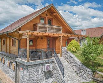 House Of Nature With Sauna And Tents - Happy Rentals - Trobni Dol - Edificio
