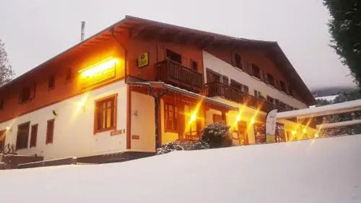 Logis Hôtel Les Peupliers