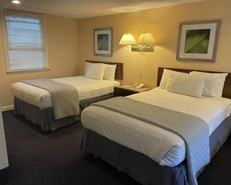 Brentwood Motor Inn - South Yarmouth - Bedroom