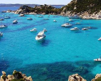 Two-room apartment 4 BEDS with air conditioning 5 minutes from the sea - Valledoria - Spiaggia