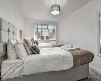 St Martins House Luxury Apartments Ruislip- Apt E - Ruislip - Bedroom