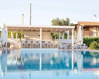 Evita Resort Hotel - Rodos - Zwembad