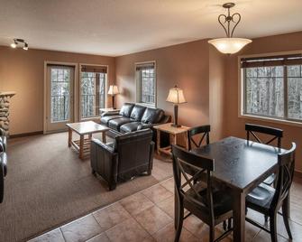 Elkwater Lake Lodge And Resort - Elkwater - Salle à manger
