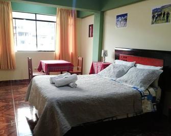 Artesonraju Hostel Huaraz - Huaraz - Bedroom