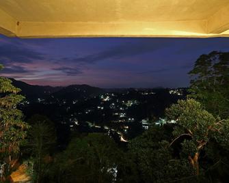 Banda Casa, Kandy - Kandy - Balkong
