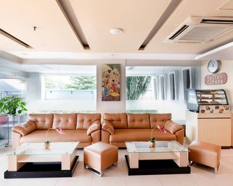 Atrium Premiere Hotel - Yogyakarta