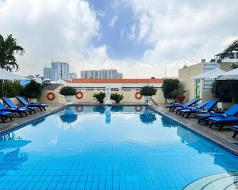 西貢華美娜酒店 - 胡志明市 - 胡志明市 - 游泳池