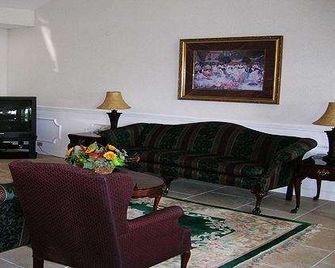 Jameson Inn - Perry - Perry - Sala de estar
