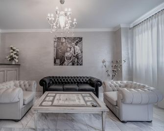 Hotel Colomba D'Oro - Tropea - Sala de estar
