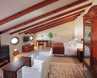 Jardí de Ses Bruixes Boutique Hotel - Mahón - Schlafzimmer