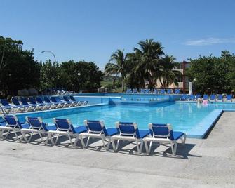 Terrazas Atlantico - Havana - Pool