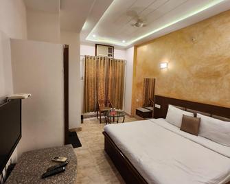 Hotel Aashyana - Alwar - Bedroom