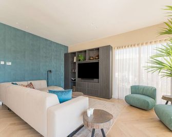 Water Villa With Infrared Sauna and Jetty - Zeewolde - Sala de estar