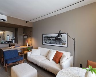 غولدن توليب ساو خوزي دوس كامبوس - ساو خوسيه دوس كامبوس - غرفة معيشة