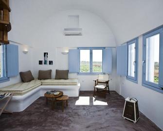 Sun Anemos Resort - Oia - Habitación