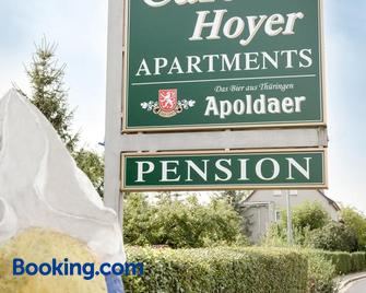 Cafe Hoyer Pension und Appartements - Apolda - Edificio