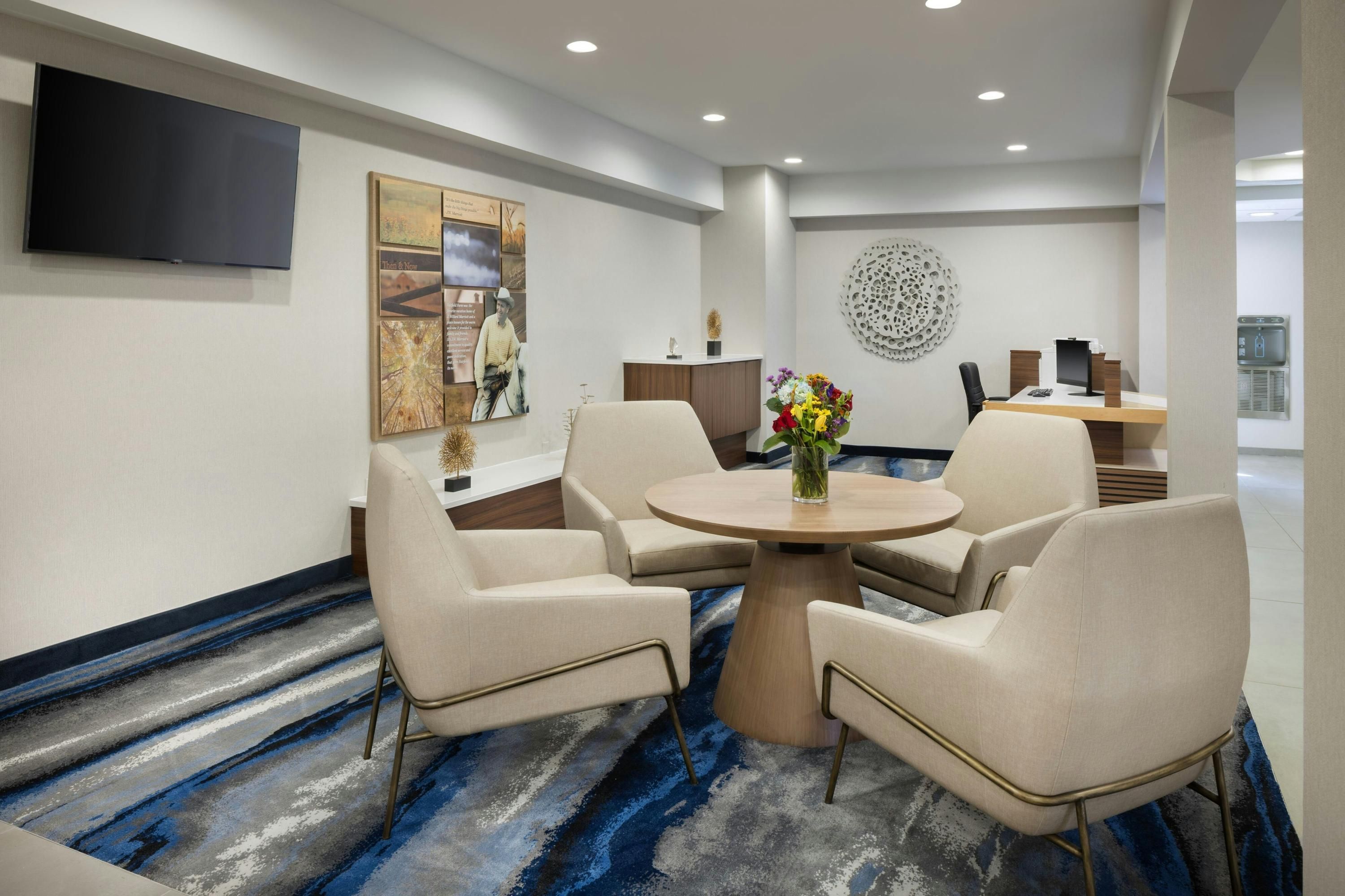 Fairfield Inn & Suites by Marriott Jacksonville Airport - ג'קסונוויל - לובי