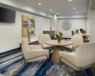 Fairfield Inn & Suites by Marriott Jacksonville Airport - ג'קסונוויל - לובי