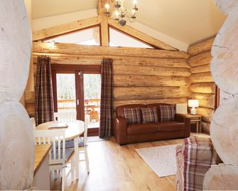 Moorhen Lodge - Inverness - Living room